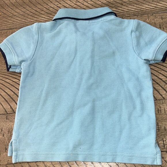 Blue Whale 🐳 💯 cotton shirt 👕 for your wee one ☝️ 2 buttons easy on off. - Picture 8 of 17